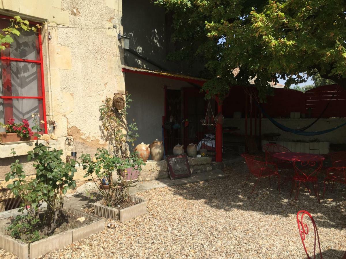 Aux Caprices Des Dieux Marnes Exterior photo